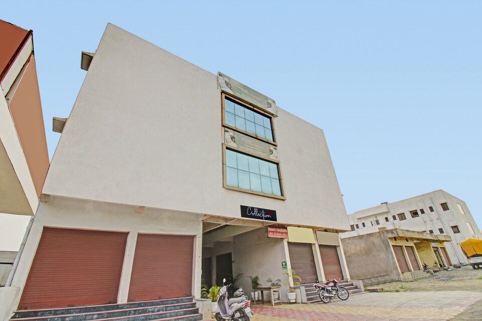 Capital O Dubey Plaza, Hingna Road Nagpur, Nagpur