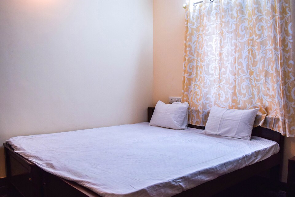 OYO Galaxy Comfort , Koramangala Sony World Signal, Bangalore