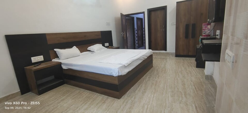 OYO 83179 Guest House, Ayodhya, Ayodhya
