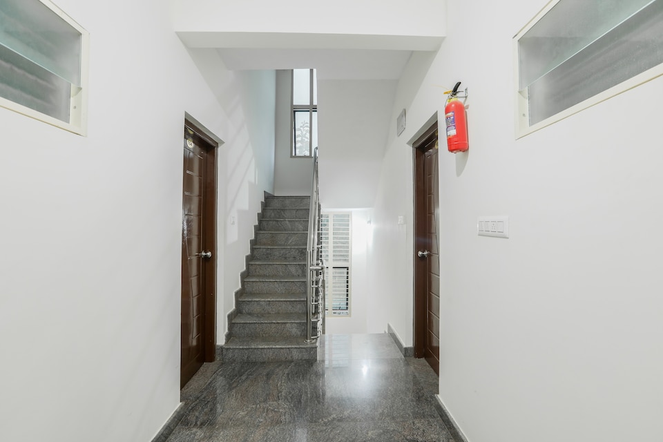 OYO Flagship 83219 Thanmay Comforts, Mysore Outer, Mysore