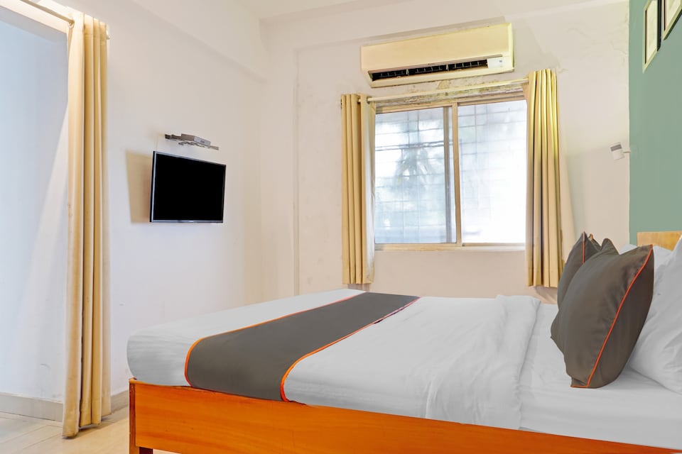 Hotel O Silver Keys, Pimpri Pune, Pune