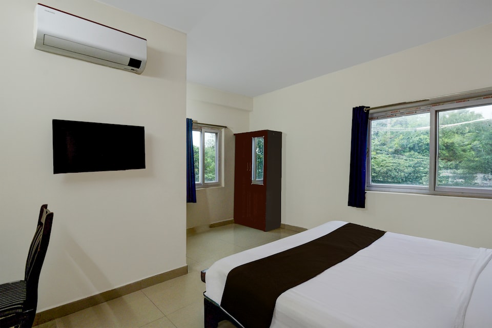 Collection O Atlas DLF Formerly Hillside, Gachibowli, Hyderabad