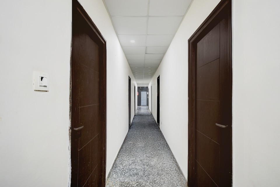 Super Collection O Atlas DLF Formerly Hillside, Gachibowli, Hyderabad