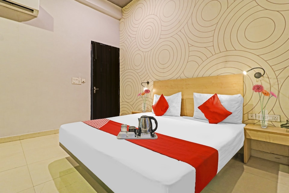 Corporate House, HUDA CENTRE 1, Gurgaon