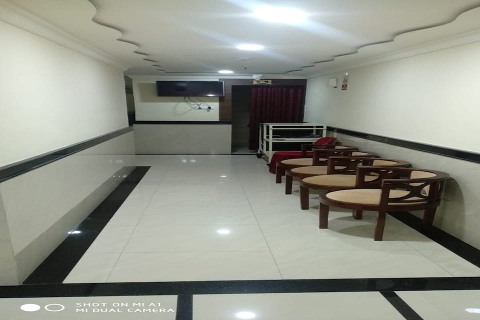 POP 83263 Roy & Roy Guest House, Esplanade Kolkata, Kolkata