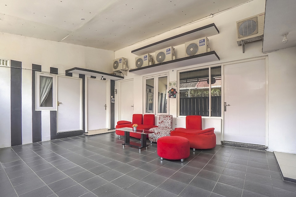 Hotel O Happy Homestay Syariah, Malang Kota, Malang