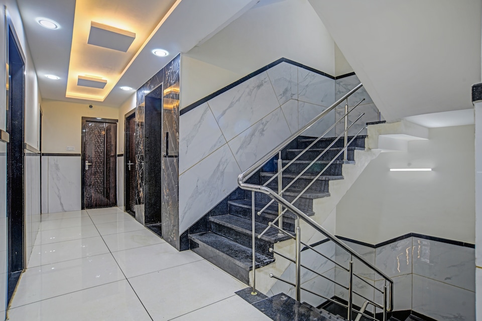 Collection O 83275 Hotel Jay Shree Palace, Vijay Nagar Indore, Indore