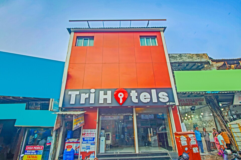 Collection O 83281 Tri Hotels, Mumbai Borivali-Dahisar-Mira Road, Mumbai