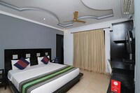 OYO Hotel Cybercity Rooms & Suites Near Aravali Biodiversity Park