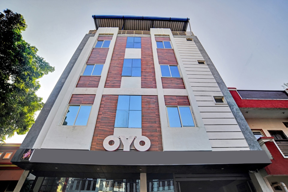 Collection O Hotel Sr Palace, Vijay Nagar Indore, Indore