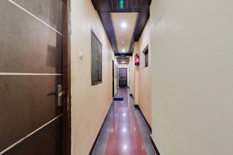 Hotel O K. P. Inn, Jhansi, Jhansi