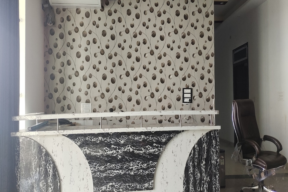 OYO 83300 Hotel City Palace , Alwar, Alwar