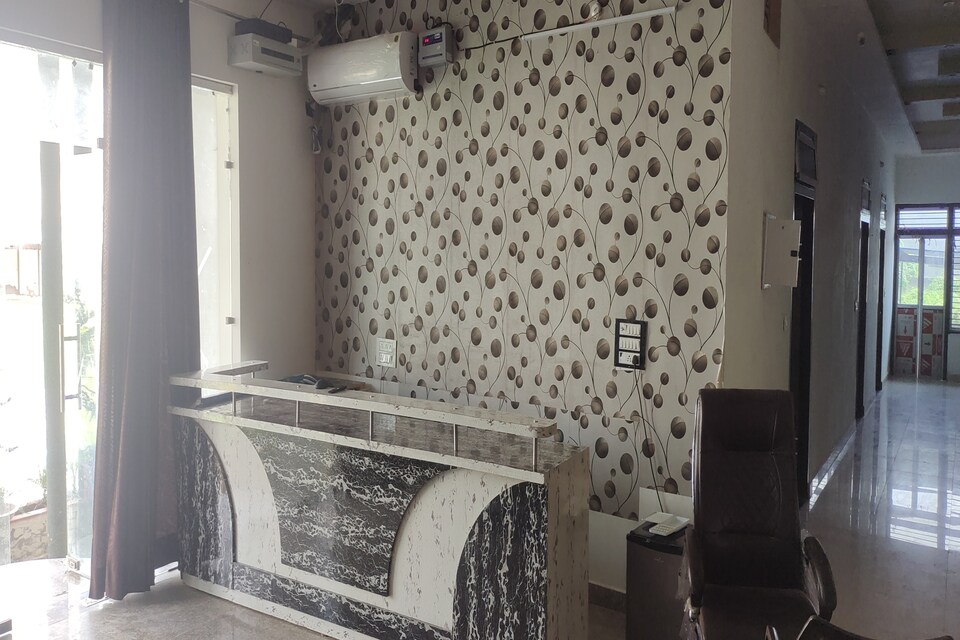 OYO 83300 Hotel City Palace , Alwar, Alwar