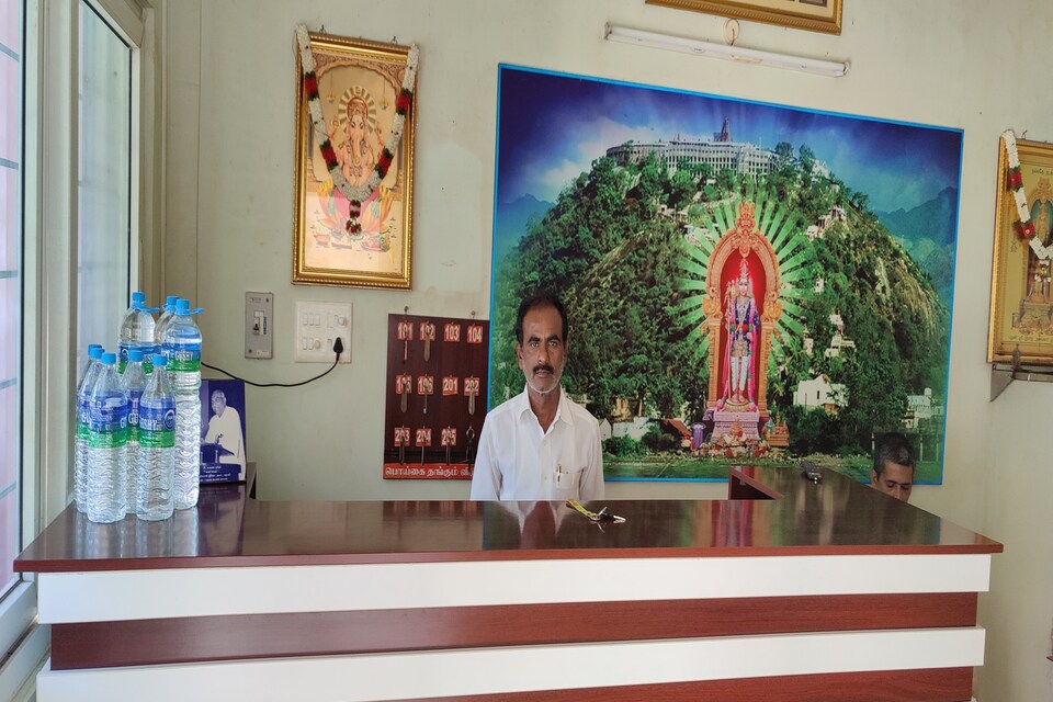 OYO 83302 Poigai Lodge, Palani, Palani