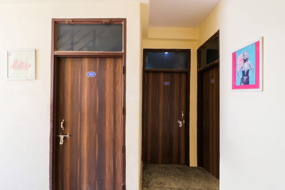 Hotel O Royal, Old Gurgaon, Gurgaon