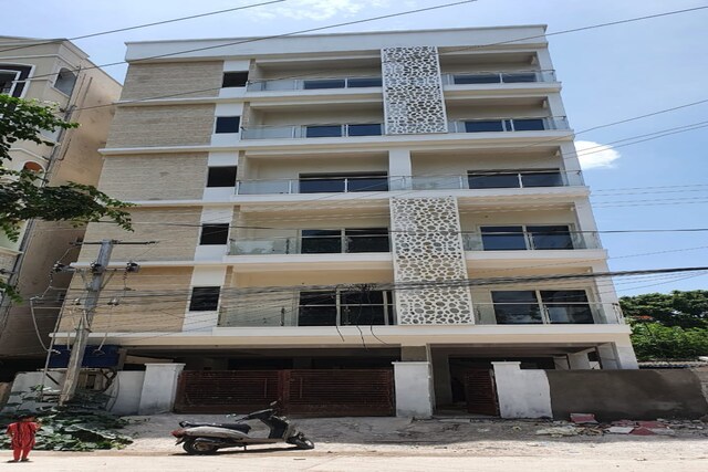 POP Azeem Apartments Near Birla Mandir