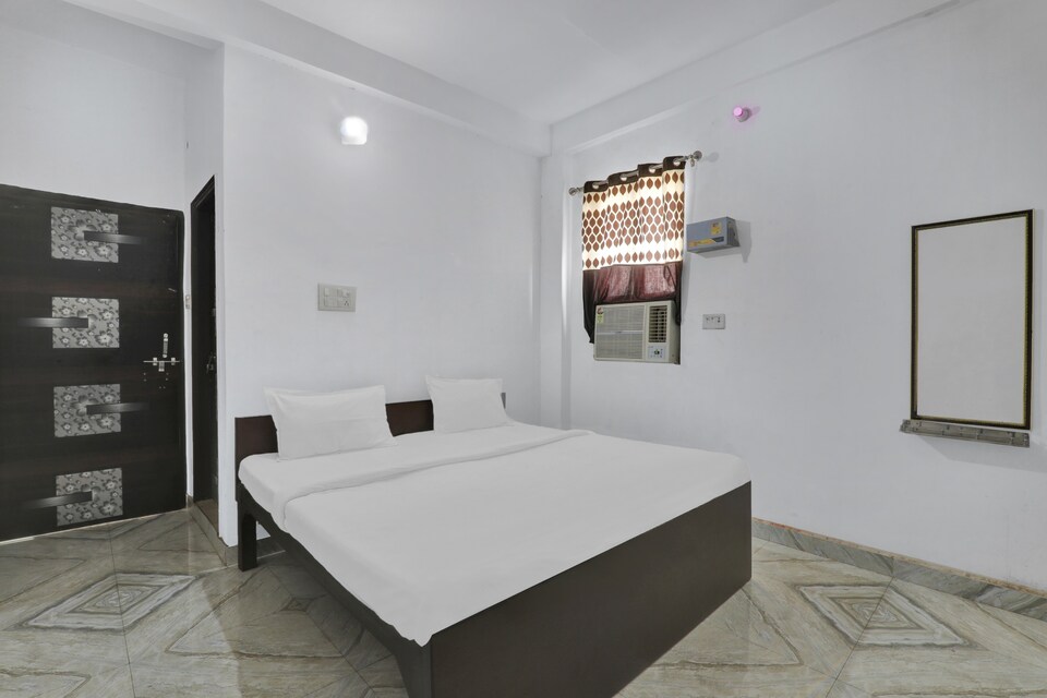 OYO Flagship 83340 Hotel Shivganga, Lanka, Varanasi