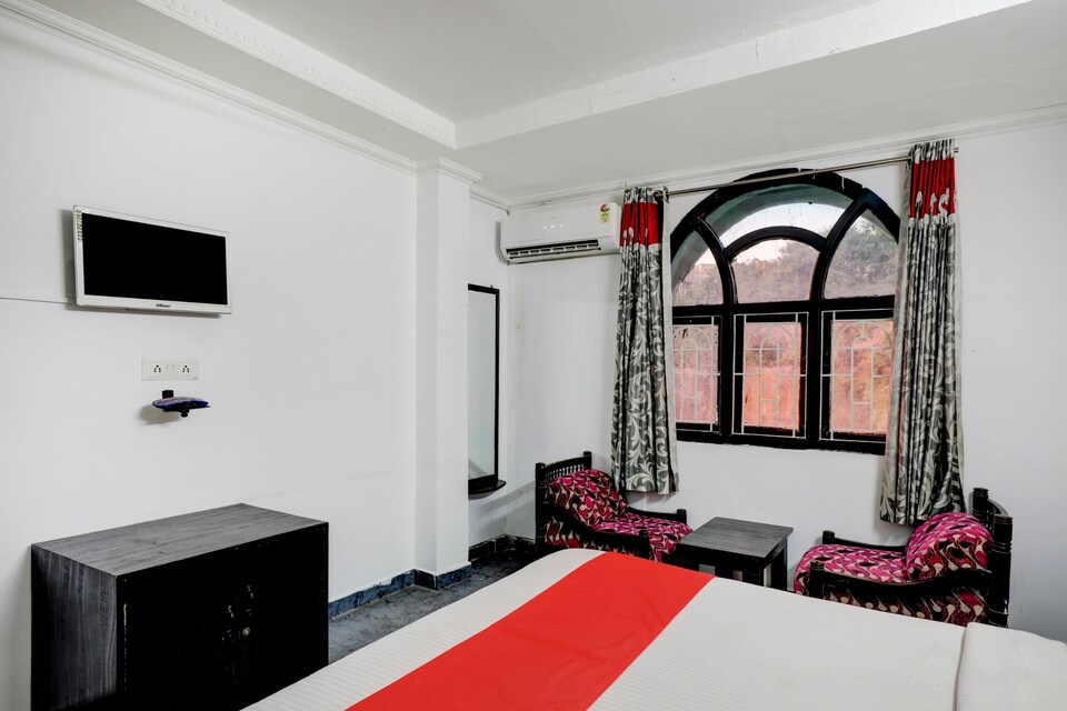 OYO Flagship  83347 Mjr Residency, Nungambakkam Chennai, Chennai