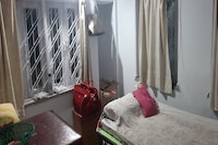 OYO Home Jayjayanti Appatment Near South City Mall