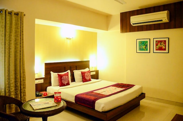 OYO Hotel The Moneta Near Shaniwar Wada