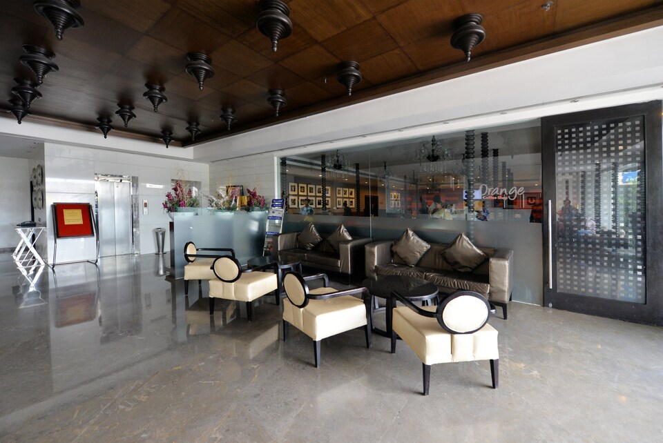 OYO 1038 The Kay Hotel, MG Road Vijayawada, Vijayawada