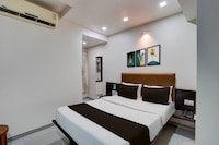 Hotel O Sur Sagar Lakeview Vadodara Formerly Vintage Inn