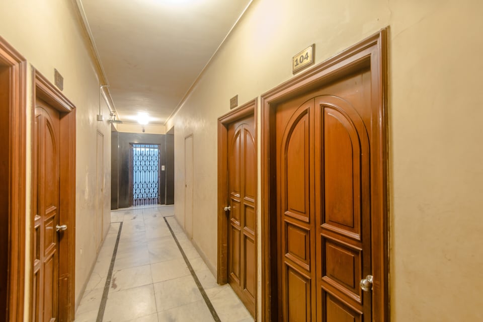 OYO 6963 Hotel Mogul Palace, Mumbai CST-Churchgate-Colaba, Mumbai