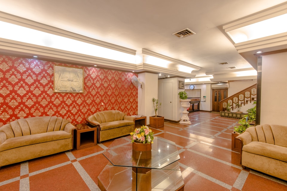 OYO 6963 Hotel Mogul Palace, Mumbai CST-Churchgate-Colaba, Mumbai