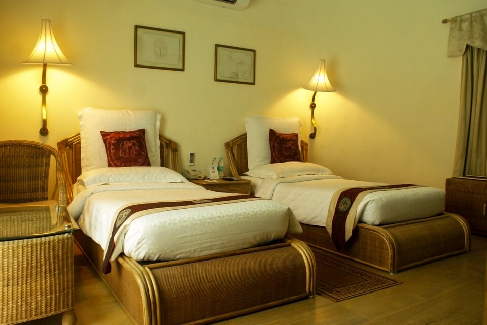 OYO 6992 Saj Earth, Ankamaly Airport Kochi, Kochi