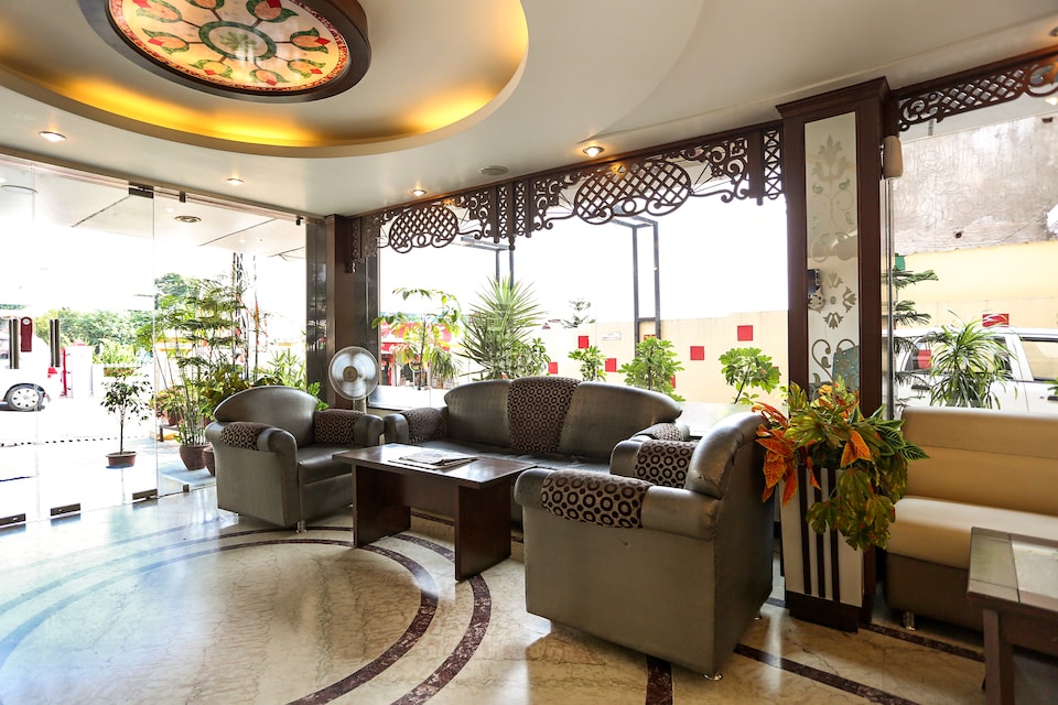 OYO 6994 Hotel Centre Point, Dharamshala, Dharamshala