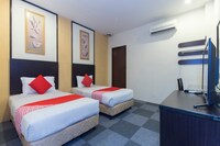 OYO 277 Hotel Shangg