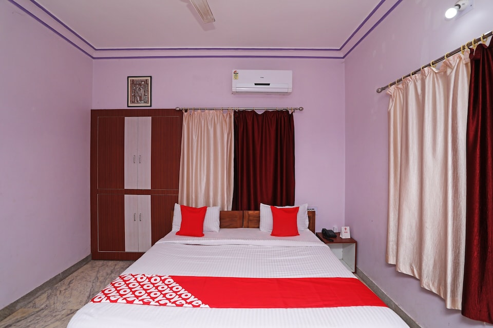 OYO 7019 Happy Care Home, Chandrasekharpur, Bhubaneswar