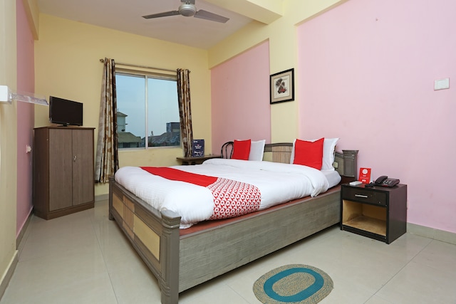 OYO Hotel Rupashi Bangla