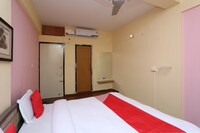 OYO Hotel Rupashi Bangla