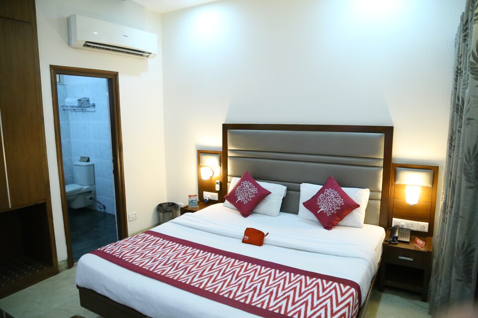 OYO Rooms 025 Sector 27 Chandigarh, Madhya Marg Chandigarh, Chandigarh