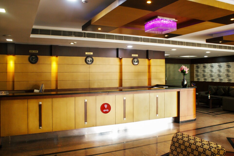 OYO 7051 Hotel Pooja Residency, Ankamaly Airport Kochi, Kochi