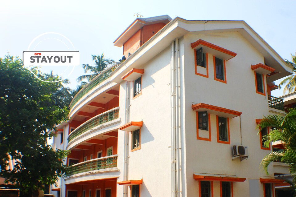 OYO 7068 StayOut Smiley Holidays - Las casitas, Calangute Goa, Goa