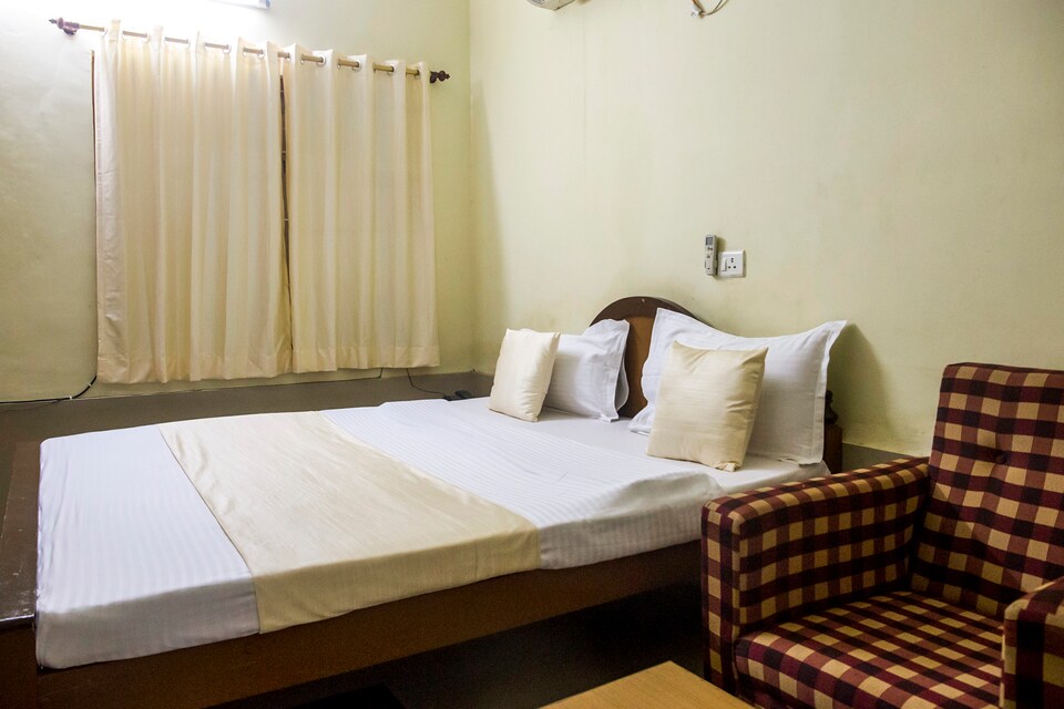 OYO 7117 Hotel Radhika Resort, Railway Station Bhubneshwar, Bhubaneswar