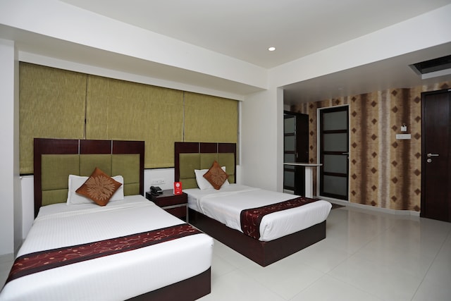 OYO Hotel Bhairavee Near The Pavillion