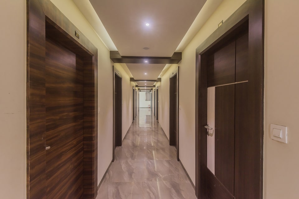 OYO Solitaire Residency, Mumbai- Kalyan-Bhiwandi- Badalapur, Mumbai