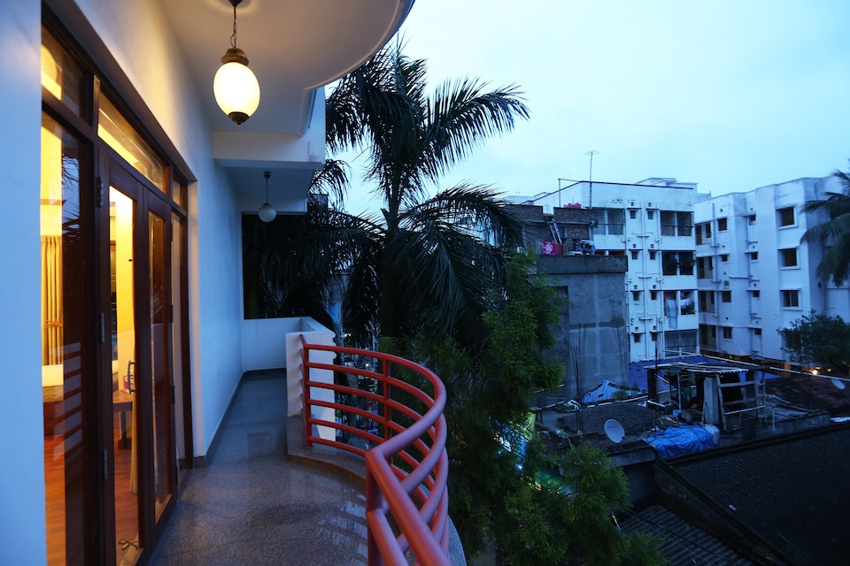 Collection O 7187 Earth Aromaa, Salt Lake Kolkata, Kolkata