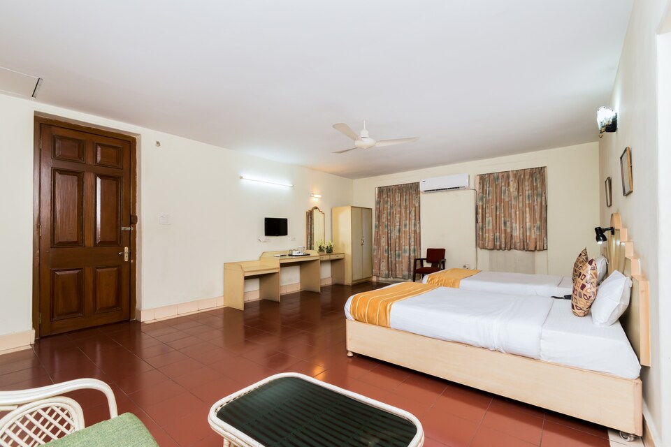 OYO 7222 चौधरी का अनुमान, Bhawanipore Kolkata, कोलकाता