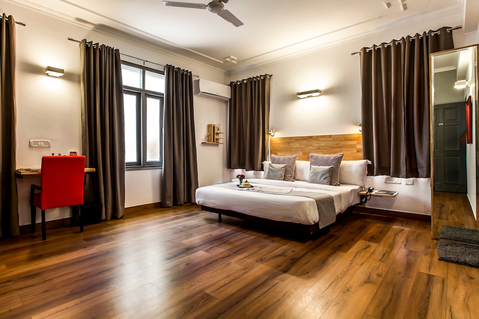 OYO Townhouse 1 Southcity Sohna Road Near Omaxe Gurgaon Mall, Sohna Road, Gurgaon