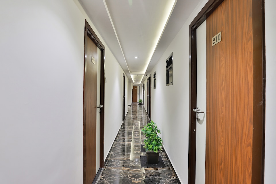 Live as MUM2710, Mumbai Airoli-Vashi, Mumbai