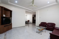 OYO Valley View Apartments Near Birla Mandir