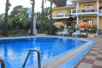 OYO Sky Light Royal Stay Near Candolim Beach