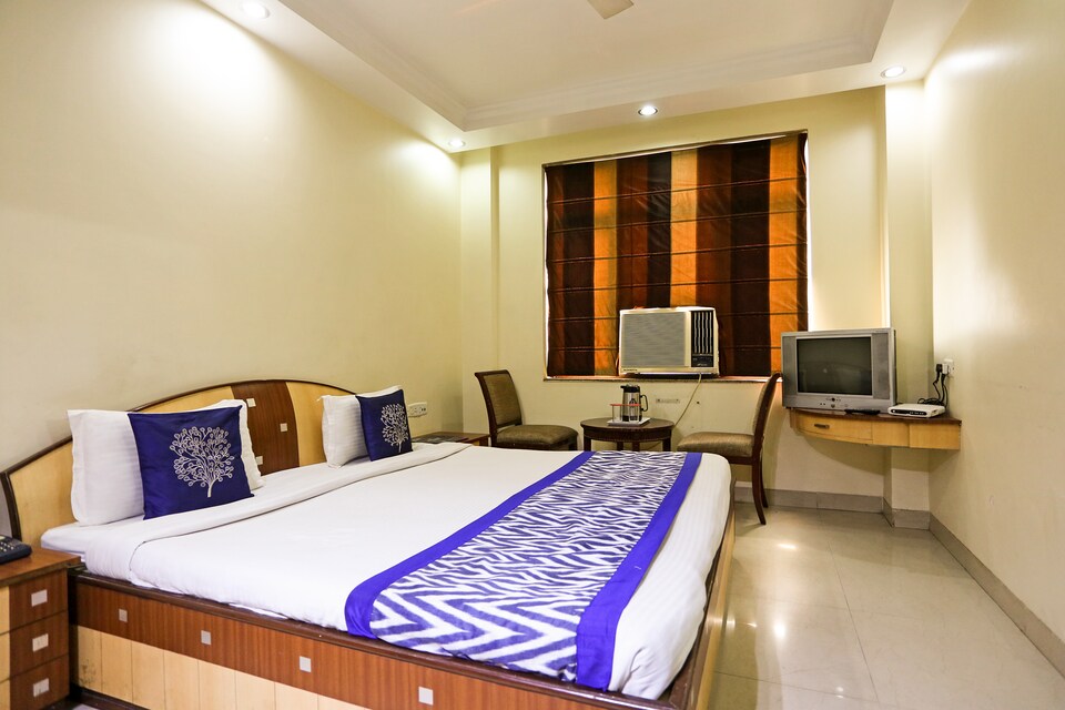 OYO 7287 near Railway Station, Golghar, Gorakhpur