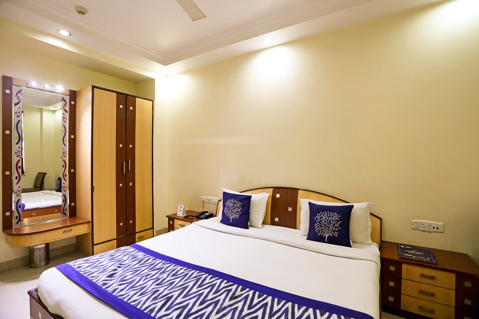 OYO 7287 near Railway Station, Golghar, Gorakhpur