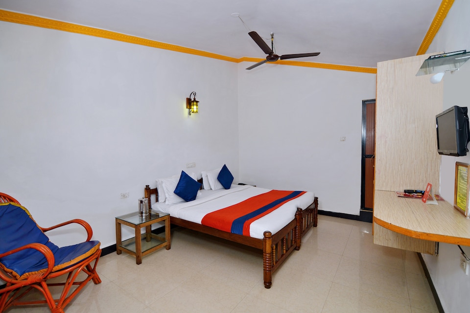 OYO 7288 Traveller Guest House, Baga Goa, Goa