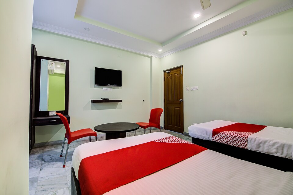 OYO Tapasya Convention, MVP Colony Visakhapatnam, विशाखपट्नम